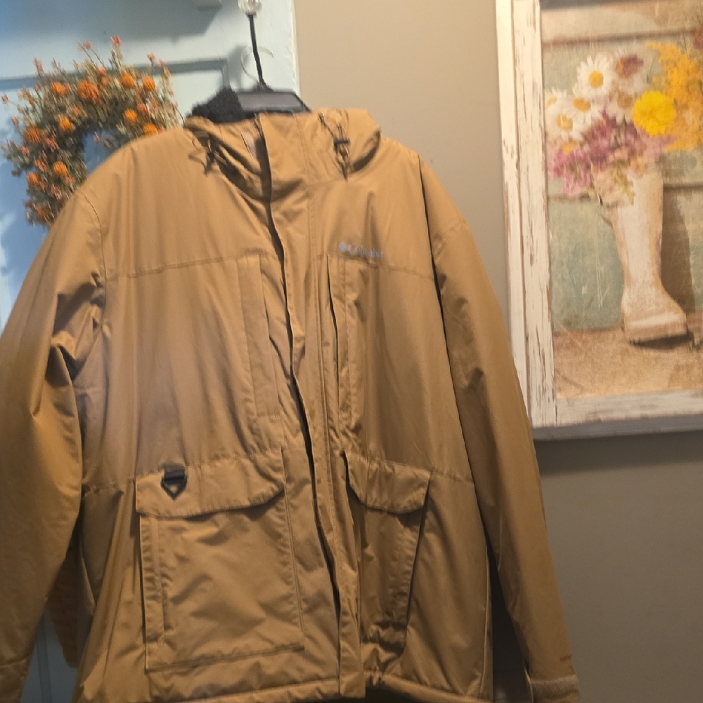 Columbia Men's Camel Performance Jacket